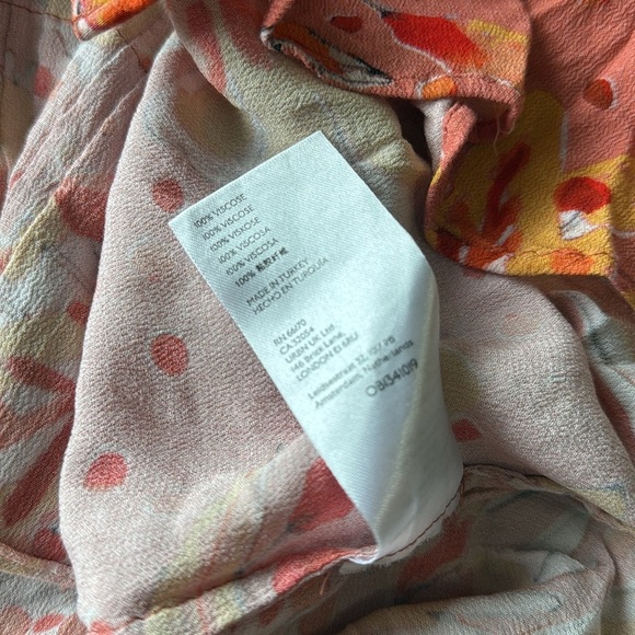 ✨Vera X Anthropologie Floral Orange Blouse✨ - Picture 7 of 9